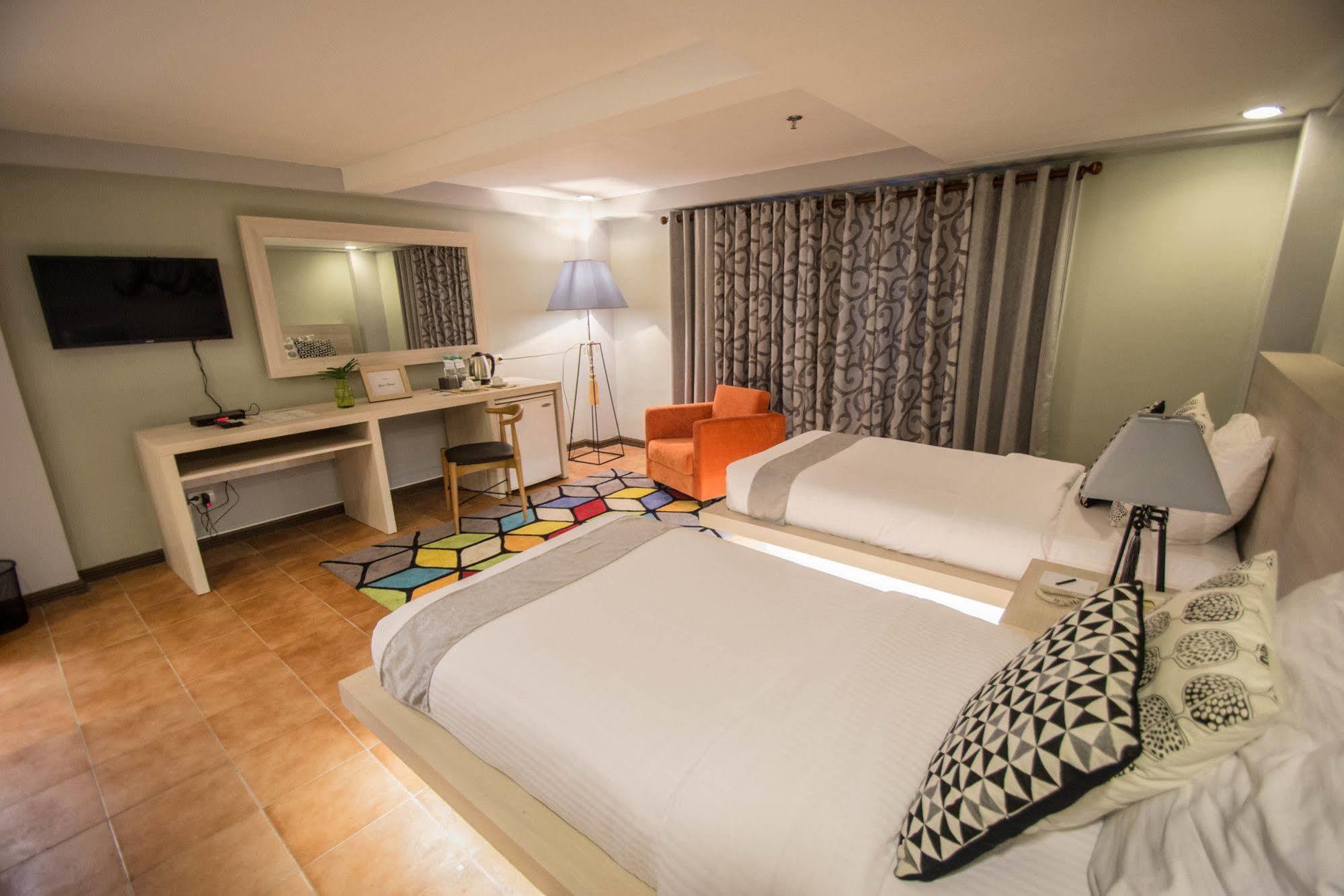 Almont City Hotel Butuan City Kültér fotó