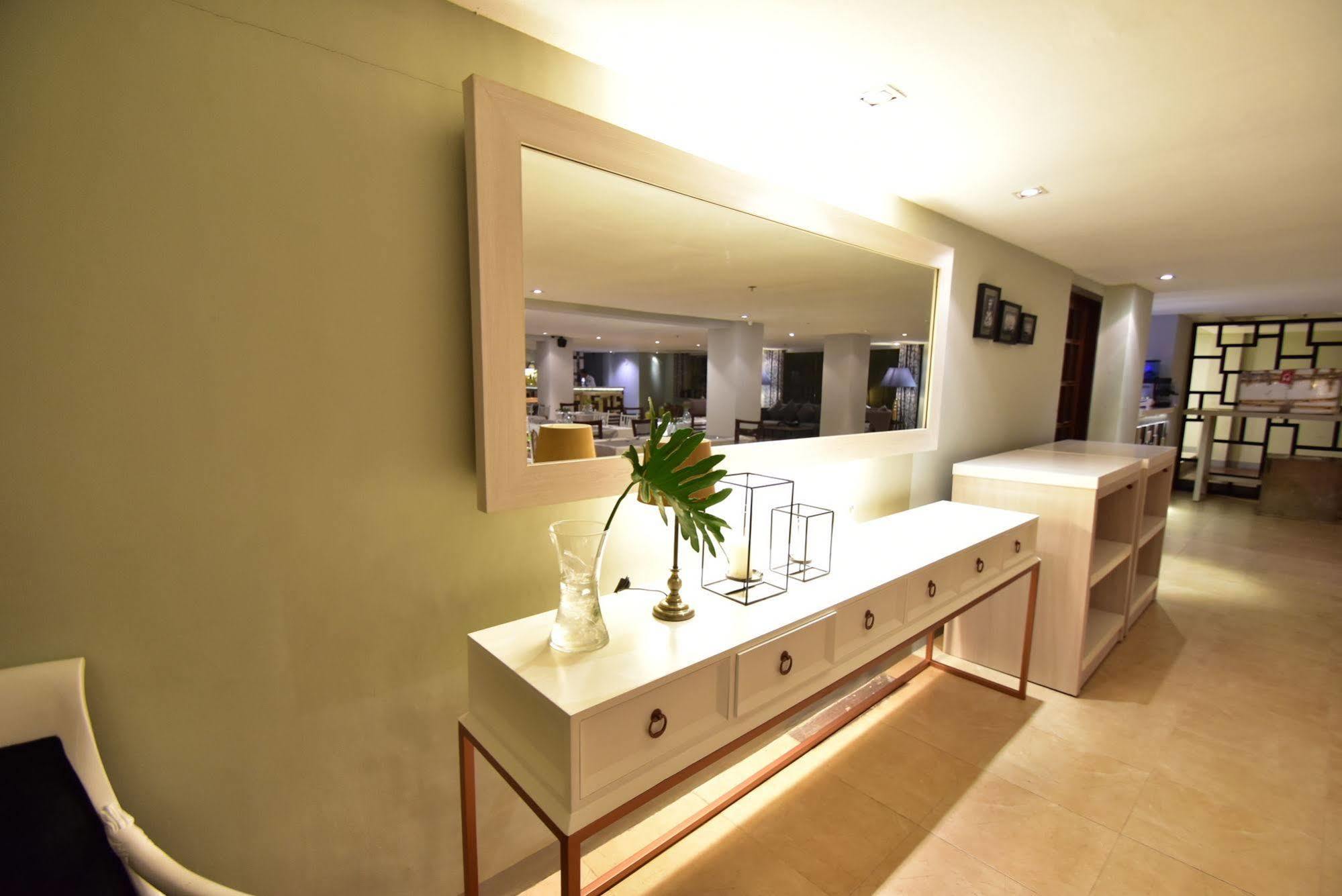 Almont City Hotel Butuan City Kültér fotó