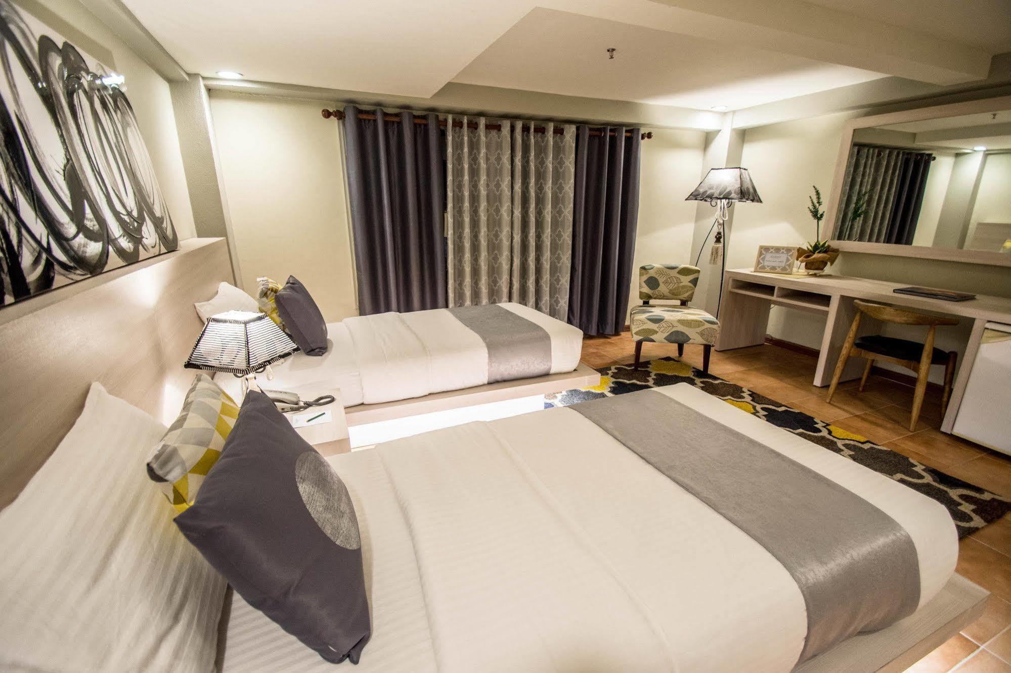 Almont City Hotel Butuan City Kültér fotó